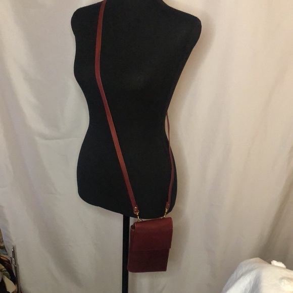 ROLF’S genuine red/burgundy  cowhide crossbody. - Picture 6 of 13